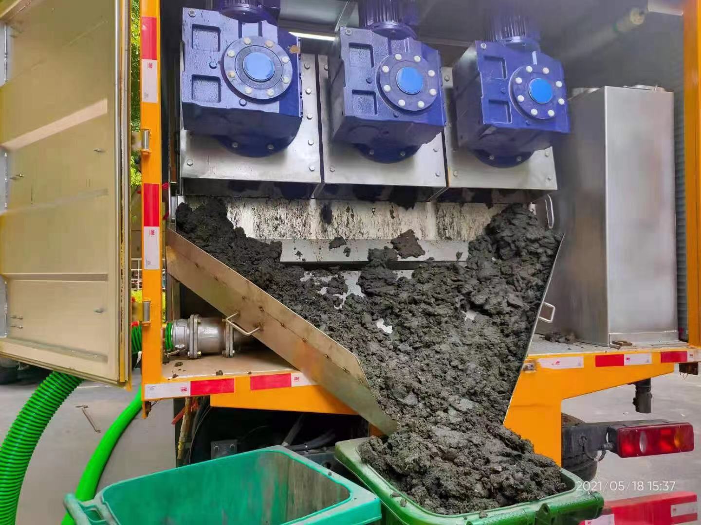 水磨沟化粪池清掏城市维护站-泥浆净化干湿分离处理